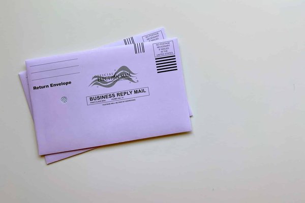 Quels sont les différents types d’enveloppes postales et quels sont leurs avantages ?