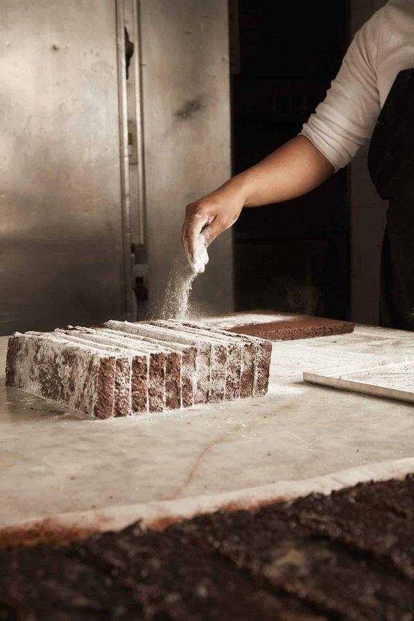 Les services d'un artisan couvreur à Toulon