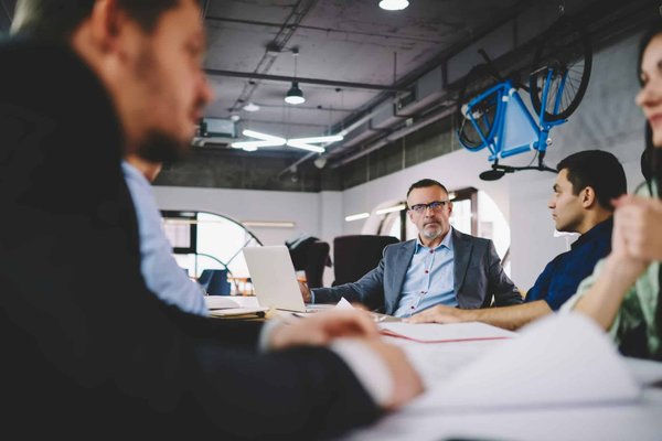 Comprendre la différence entre PME et TPE facilement